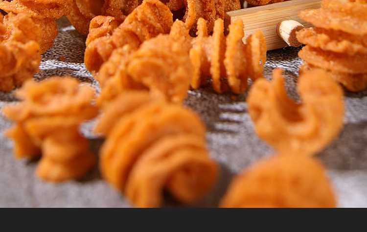 dog-teeth-pizza-roll-spicy-flavor-puffed-food-208g-8