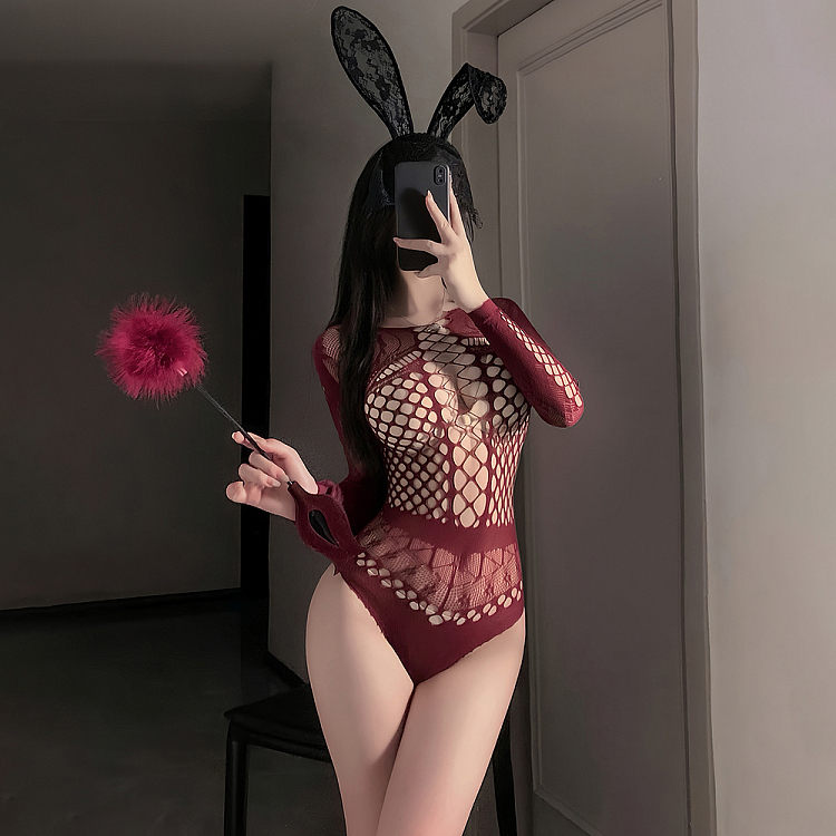 fermo-spice-girl-style-cutout-jacquard-bodysuit-wine-red-4