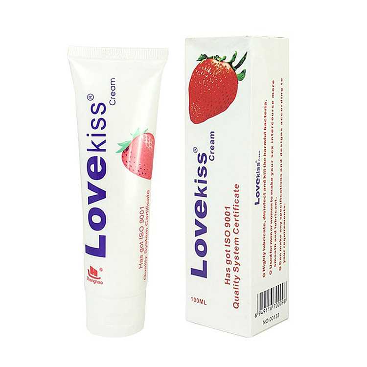 zhengtian-lovekiss-lubricant-strawberry-flavor-100ml-1