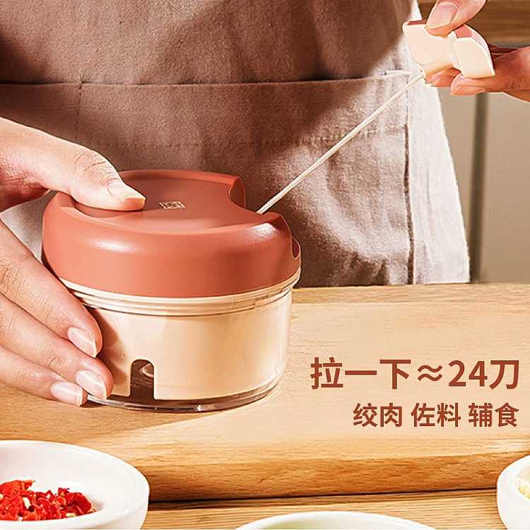 robo-lobo-manual-type-cooking-machine-finland-red-200ml-1