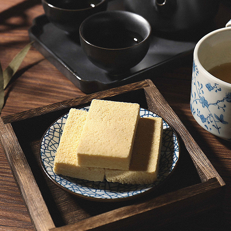 fung-mai-mung-bean-cake-280g-2