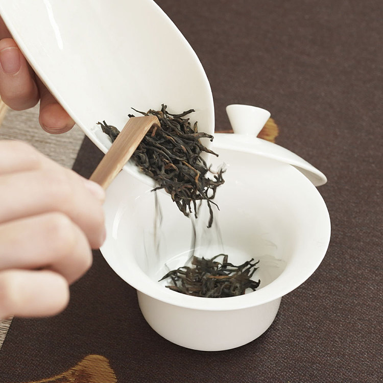 zhengshantang-specially-crafted-jin-junmei-black-tea-premium-grade-classic-can-50g-3