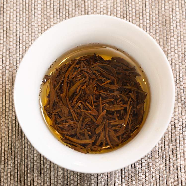zhengshantang-golden-grain-single-bud-black-tea-classic-can-50g-4