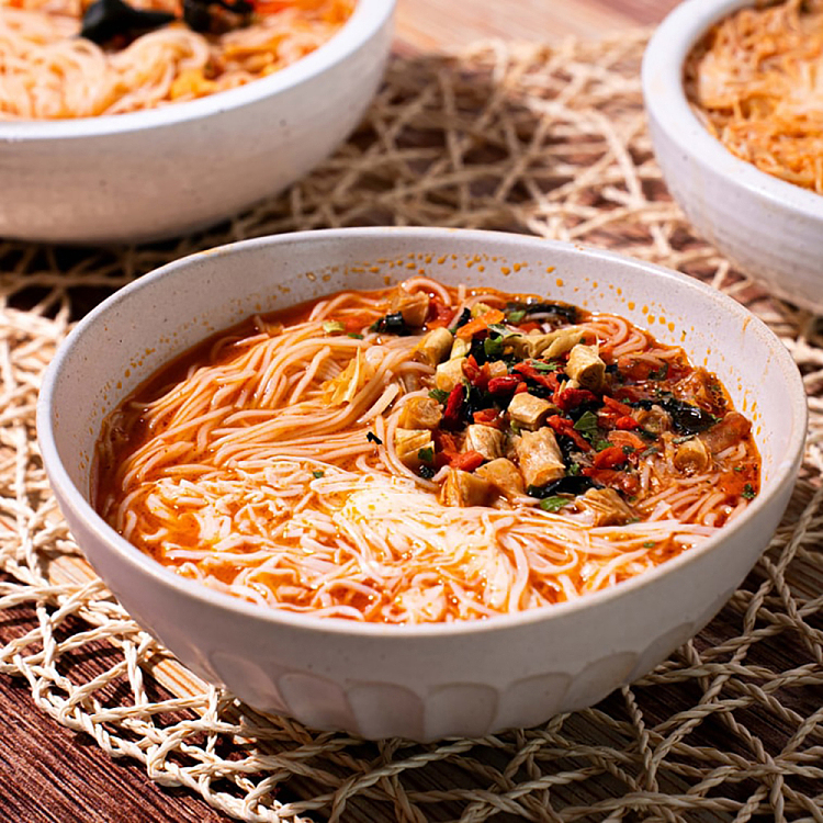 young-boss-tall-man-ramen-drift-sesame-flavor-barrel-157g-2