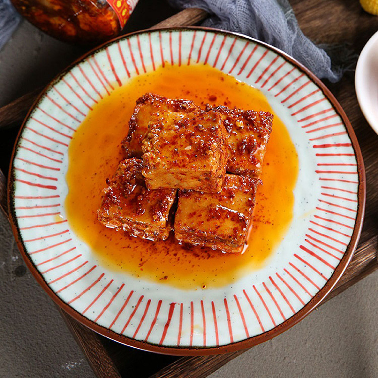 chuan-wa-zi-red-oil-tofu-milk-220g-3