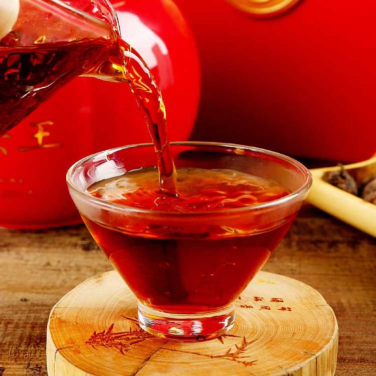 gift-boxyunpufa-tea-head-king-puerh-tea-ripe-tea-red-can-200g-4