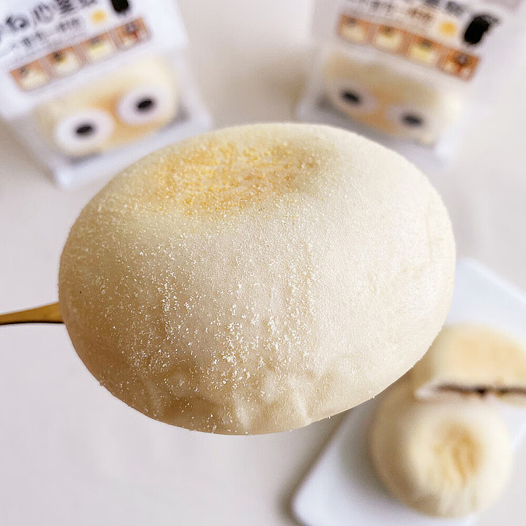 kohaku-heart-soft-milk-crust-white-bread-chocolate-flavor-90g-2