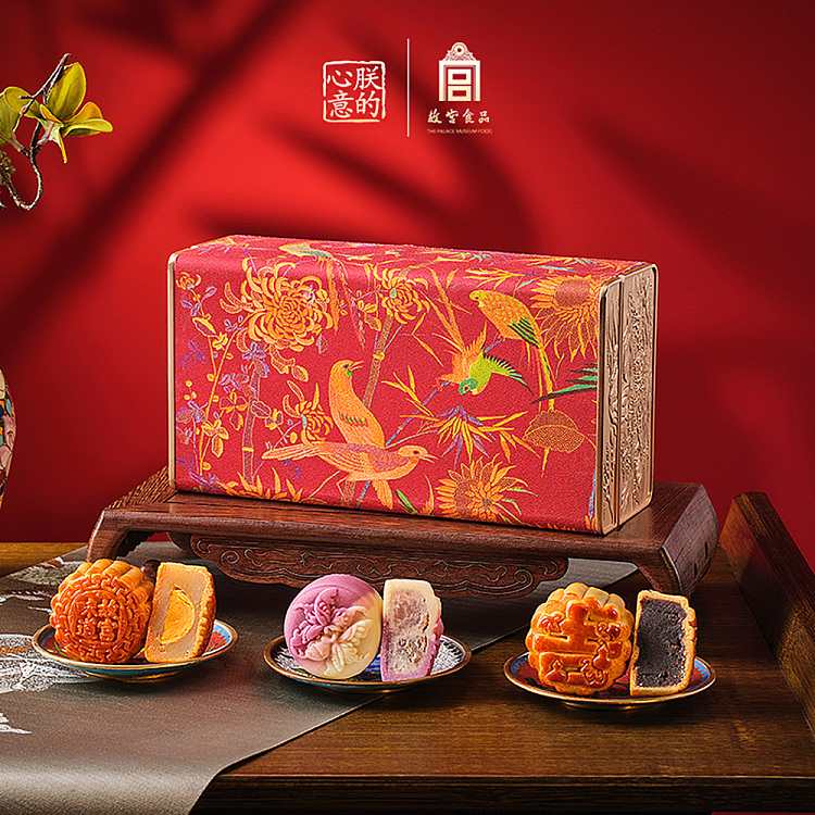 gift-box-imperial-palace-golden-maki-mid-autumn-gift-box-6pcs-300g-1