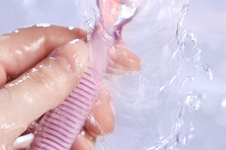 goudy-sensitive-senseless-womens-shaving-razor-long-handle-purple-30