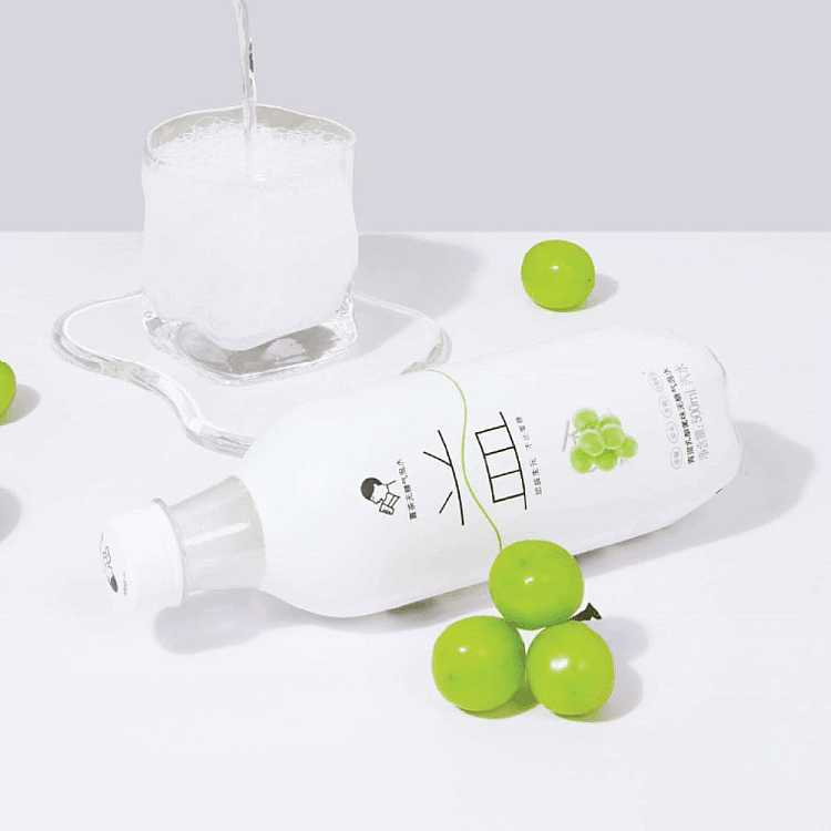 heytea-green-plum-lactic-acid-bacteria-flavored-sparkling-water-500ml-2