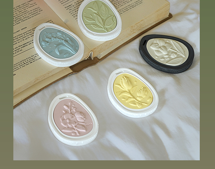 emma-molly-embossed-garden-fragrance-hanging-tablet-free-growing-1pc-in-7