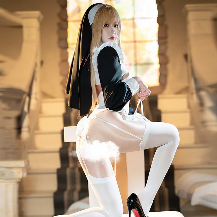faye-moon-moon-sisters-open-crotch-bodysuit-set-black-white-4