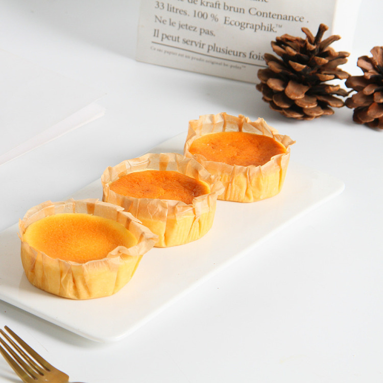 frozen-basque-cake-rich-original-flavor-4-pieces-180g-2