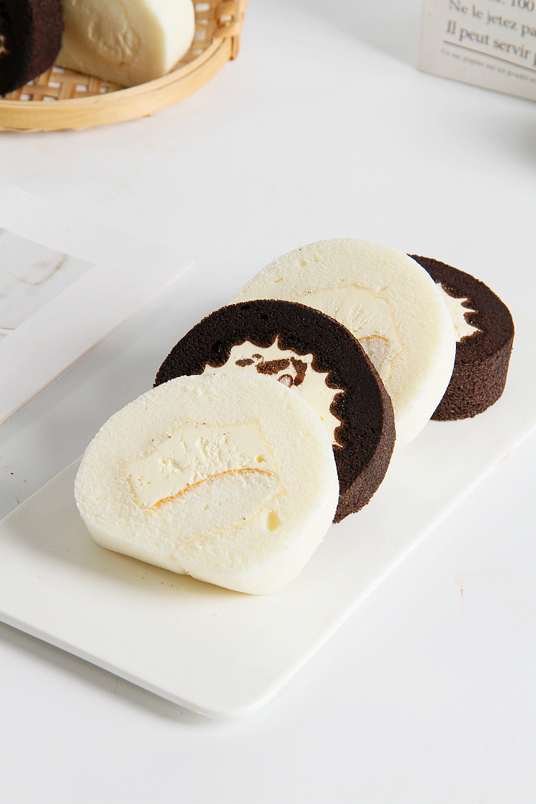 frozen-aoki-panda-roll-cake-6-pieces-330g-8