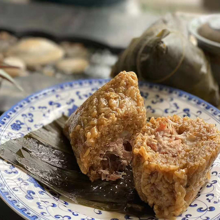 frozen-sydney-central-kitchen-jiaxing-pork-rice-dumplings-2pcs600g-1