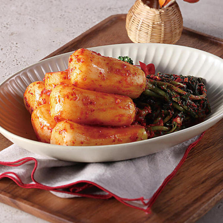 fresh-jongga-korea-whole-pickled-radish-1kg-2