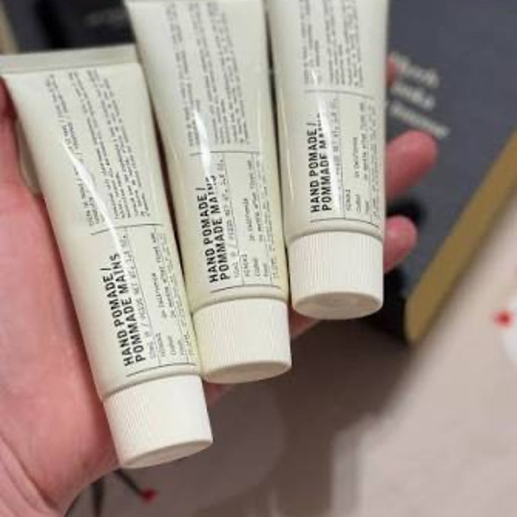 lelabo-black-tea-shea-butter-hand-cream-55ml-2