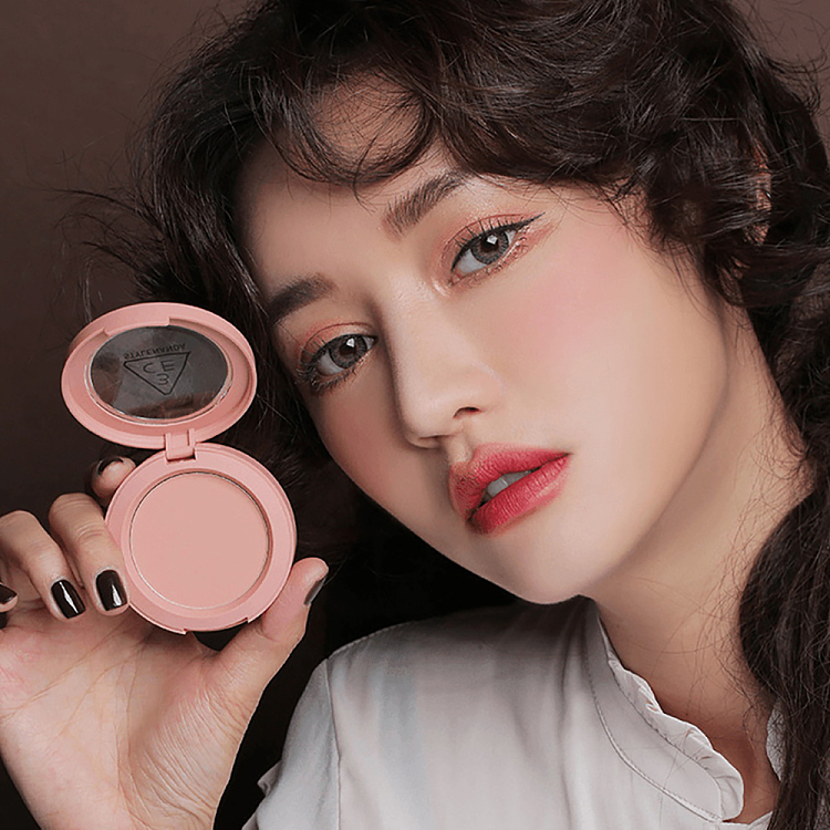 3ce-monochrome-blush-monopink-shade-2
