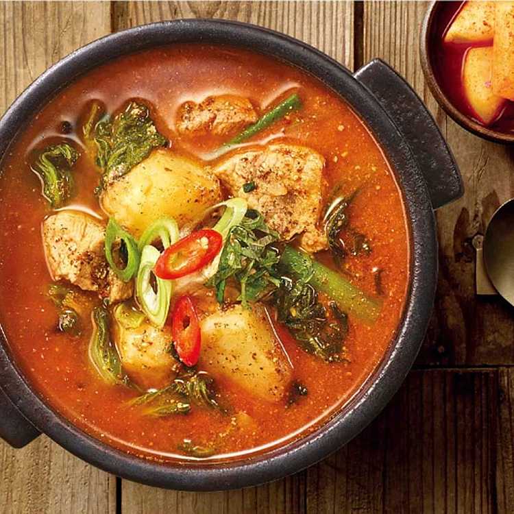 our-home-spicy-boneless-pork-stew-with-potatoes-400g-2