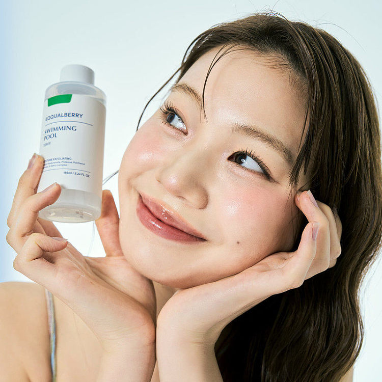 korea-eqqualberry-pool-hyaluronic-acid-exfoliating-toner-155ml-7