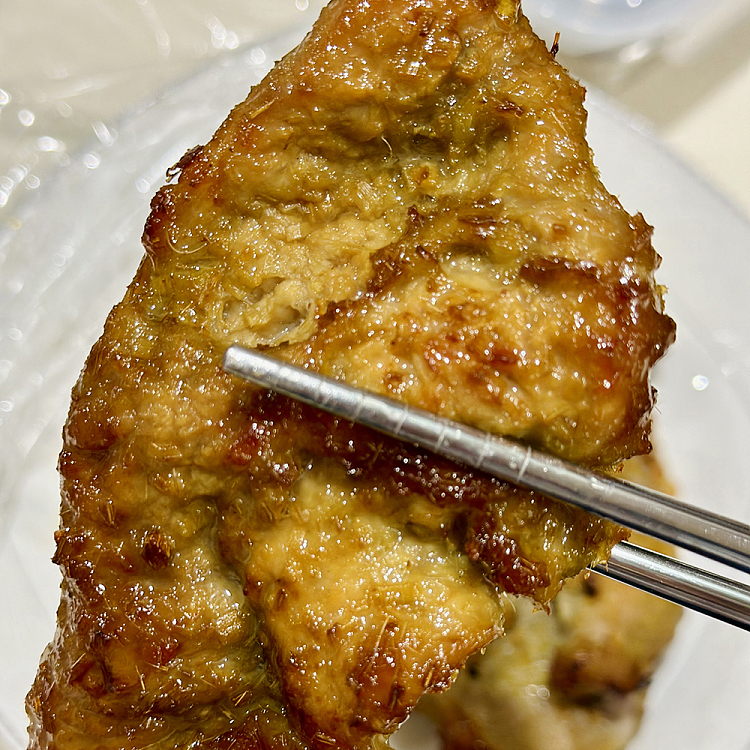 freezelao-han-kou-lemongrass-pork-chop-about-800g-1