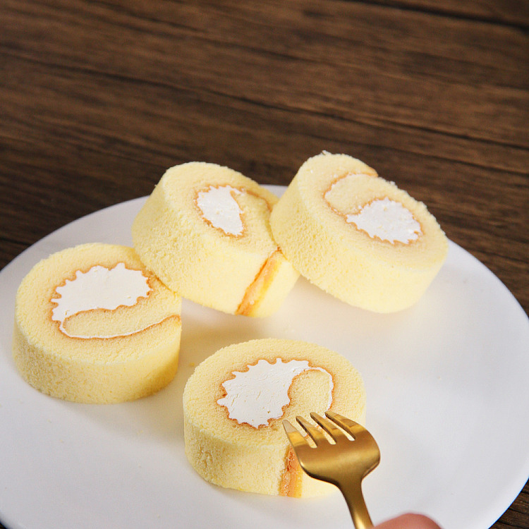 japanese-small-swiss-roll-24pcs200g-7