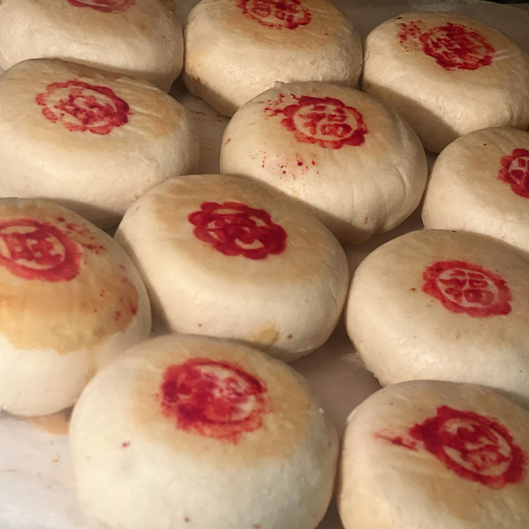 freshpema-desserts-fresh-pork-mooncake-duplex-classic-fresh-pork-dried-plum-4pcs-3