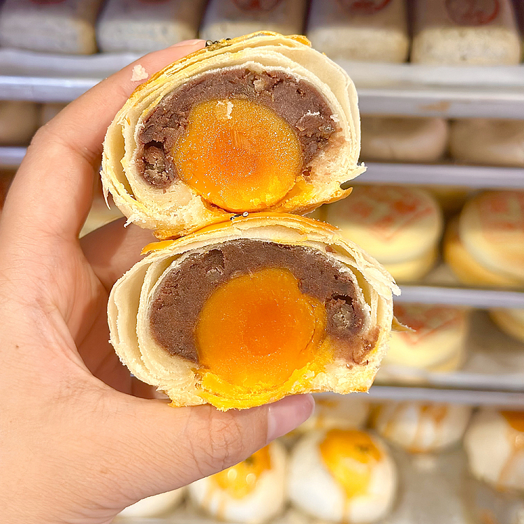 longmen-crispy-bureau-sweet-potato-egg-custard-3pcs-3