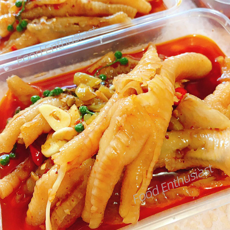 frozenblack-duck-yo-ordinary-spicy-netflix-boneless-hot-and-sour-chicken-claws-400g-1