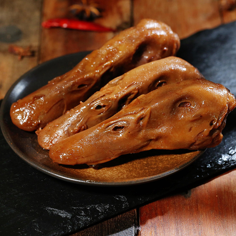 freshsmith-guo-sweet-spicy-duck-head-250g-1