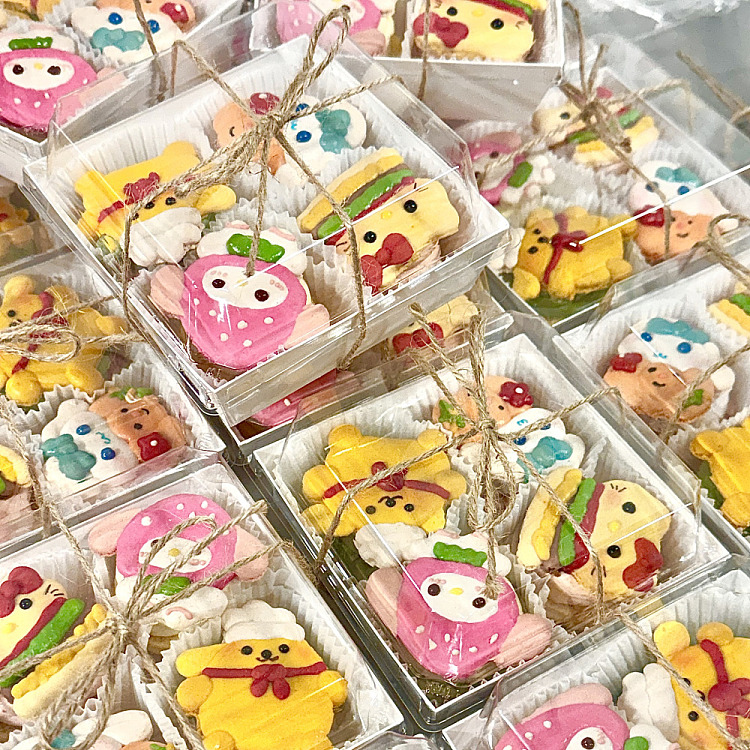 jelly-cartoon-macaroon-set-4pcs-2