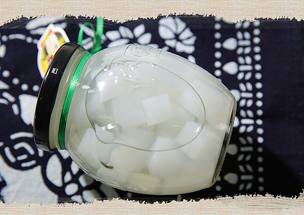 lams-crystal-coconut-can-350g-9