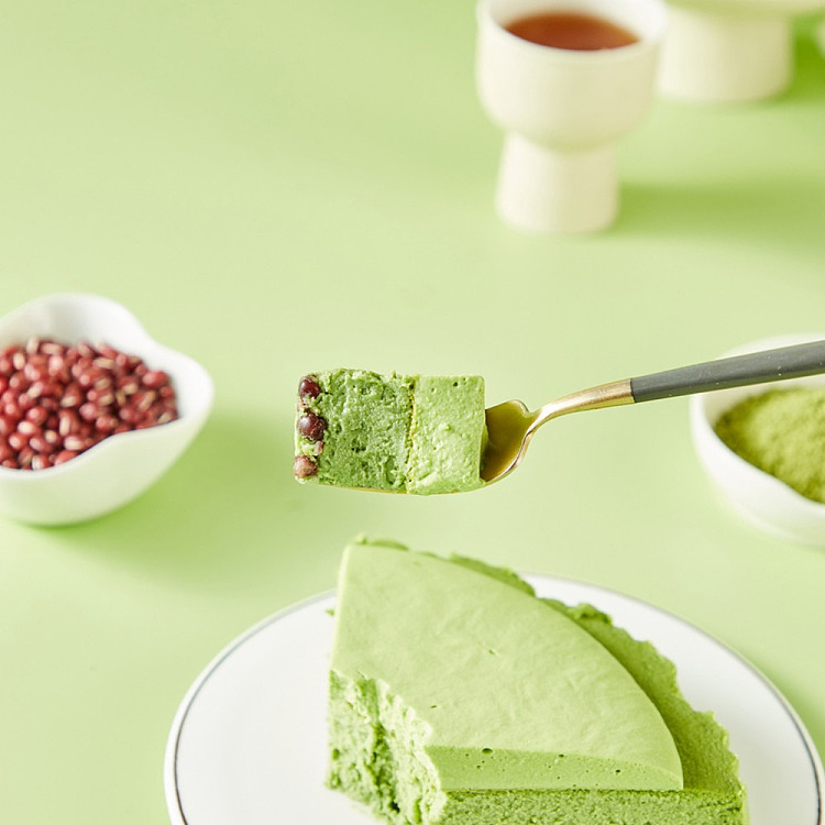 freezeboxing-matcha-milk-covered-shuffleboard-cheesecake-600g-2
