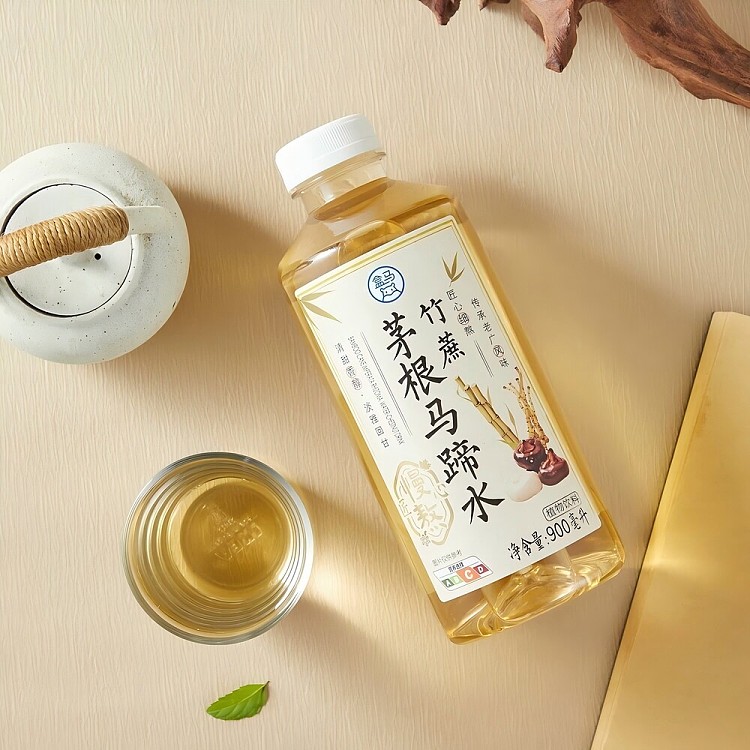 box-horse-artisan-slow-boiled-bamboo-cane-and-thatched-root-horseshoe-water-900ml-2