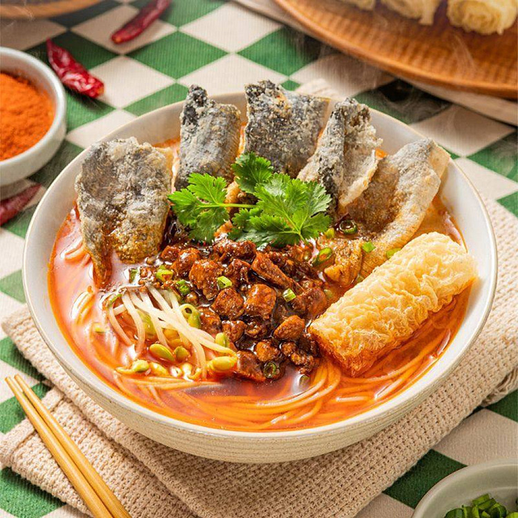 lianggongfang-fish-skin-multi-fatty-sauce-rice-noodle-300g-3