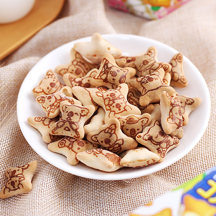 lotte-bear-biscuits-vanilla-cream-flavor-37g-2