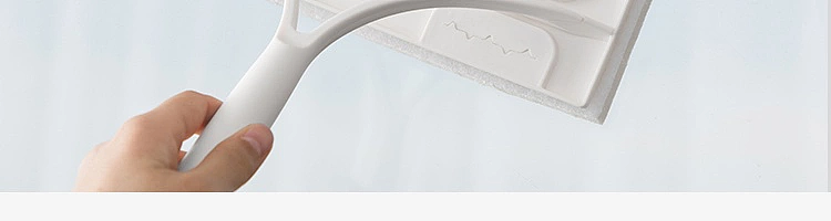 netflix-multi-use-screen-wipe-with-retractable-aluminum-pole-41