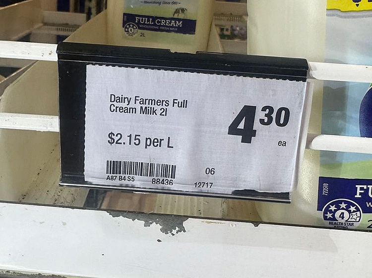 freshdairyfarmers-whole-milk-2l-2