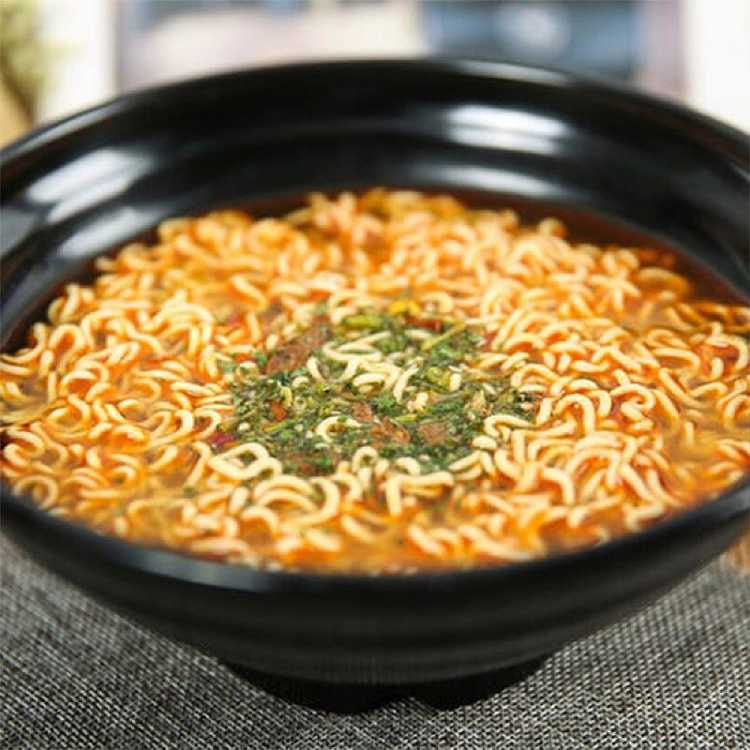 kangshifu-spicy-beef-noodle-103g5-packsbag-4