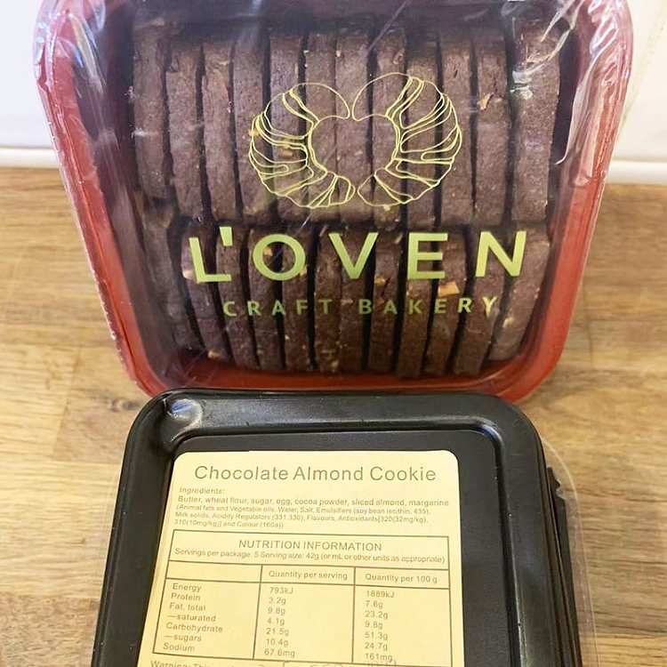 freshloven-chocolate-almond-cookies-1-box-2