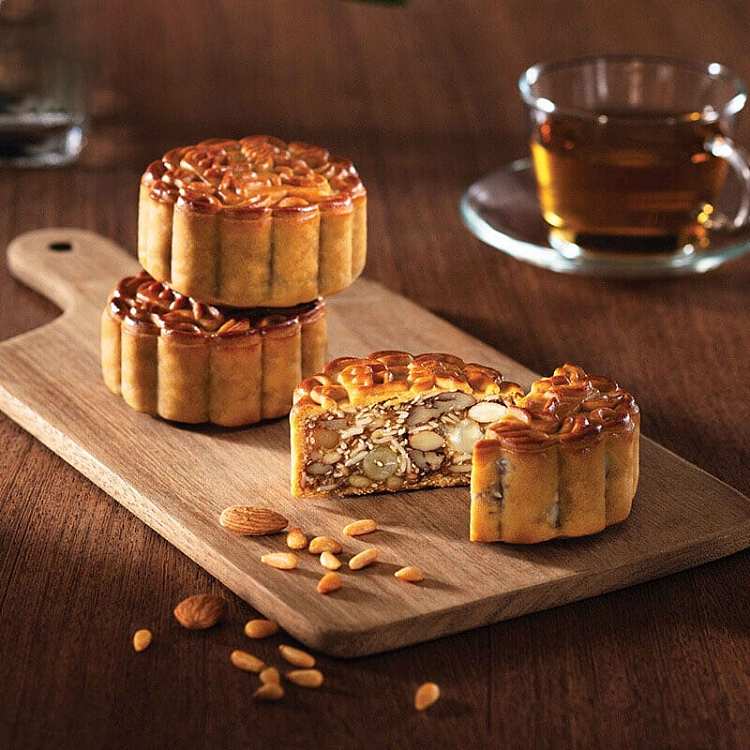 gift-box-hong-kong-maxims-classic-five-kernel-mooncake-4-pieces-into-740g-2