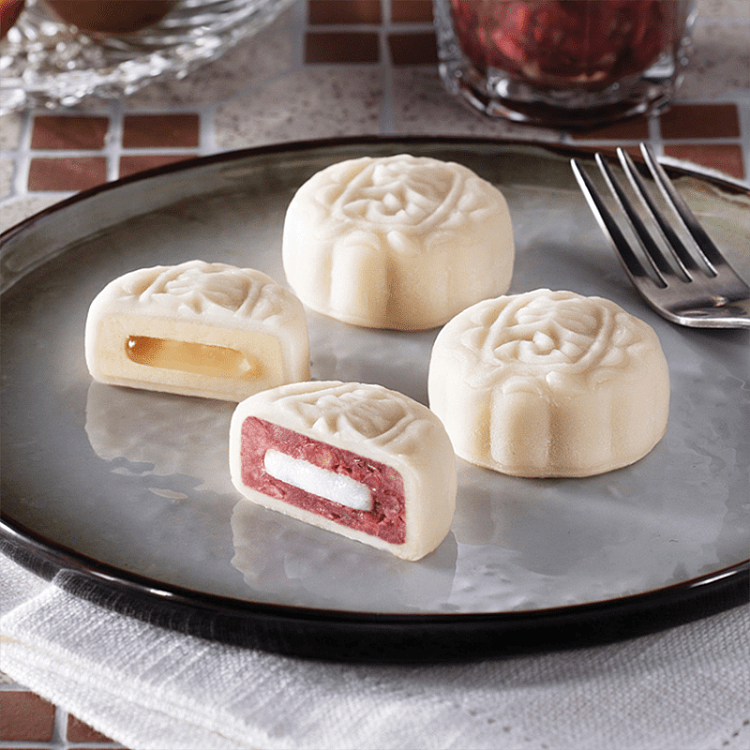 frozen-hong-kong-maxims-ice-crust-mooncake-icehouse-ice-crust-mini4-red-bean-salted-lemon-4-pieces-in-120g-2