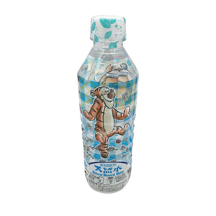 japan-winnie-the-pooh-natural-water-500ml-1