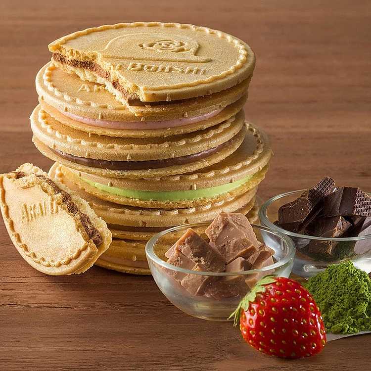 akaibohshi-japanese-red-hat-4-kinds-of-assorted-sandwich-pancakes-12-pieces-2