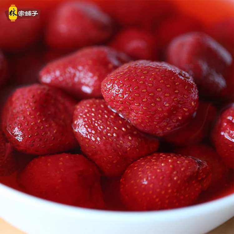 lins-store-canned-strawberries-in-sugar-water-360g-3