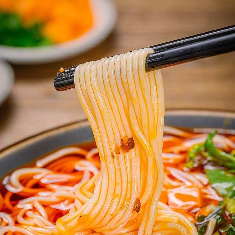 ma-laowai-yunnan-cross-bridge-rice-noodles-combination-pack-of-4106g-3