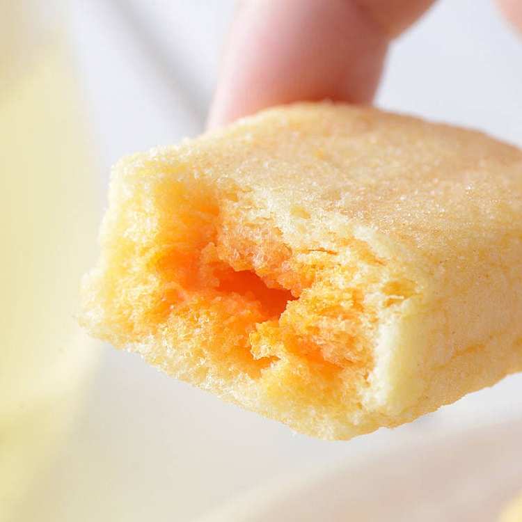 old-man-rice-taiwanese-style-rice-crispies-with-egg-yolk-sauce-262g-2