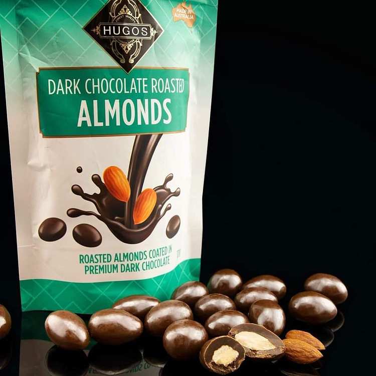 hugos-dark-chocolate-roasted-almonds-120g-2