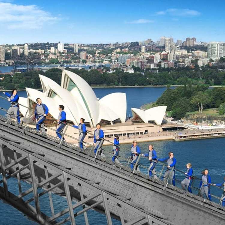 climbing-sydney-harbour-bridge-35hr-adult-child-ticket-available-3