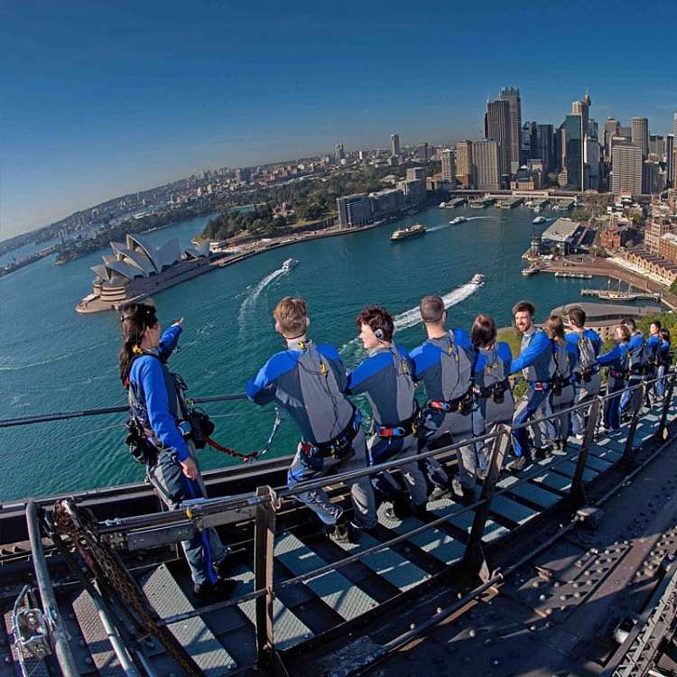 climbing-sydney-harbour-bridge-35hr-adult-child-ticket-available-5